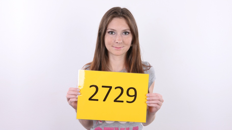 CZECH CASTING - AMAZINGLY TAUT VAGINA OF LUCIE (2729)