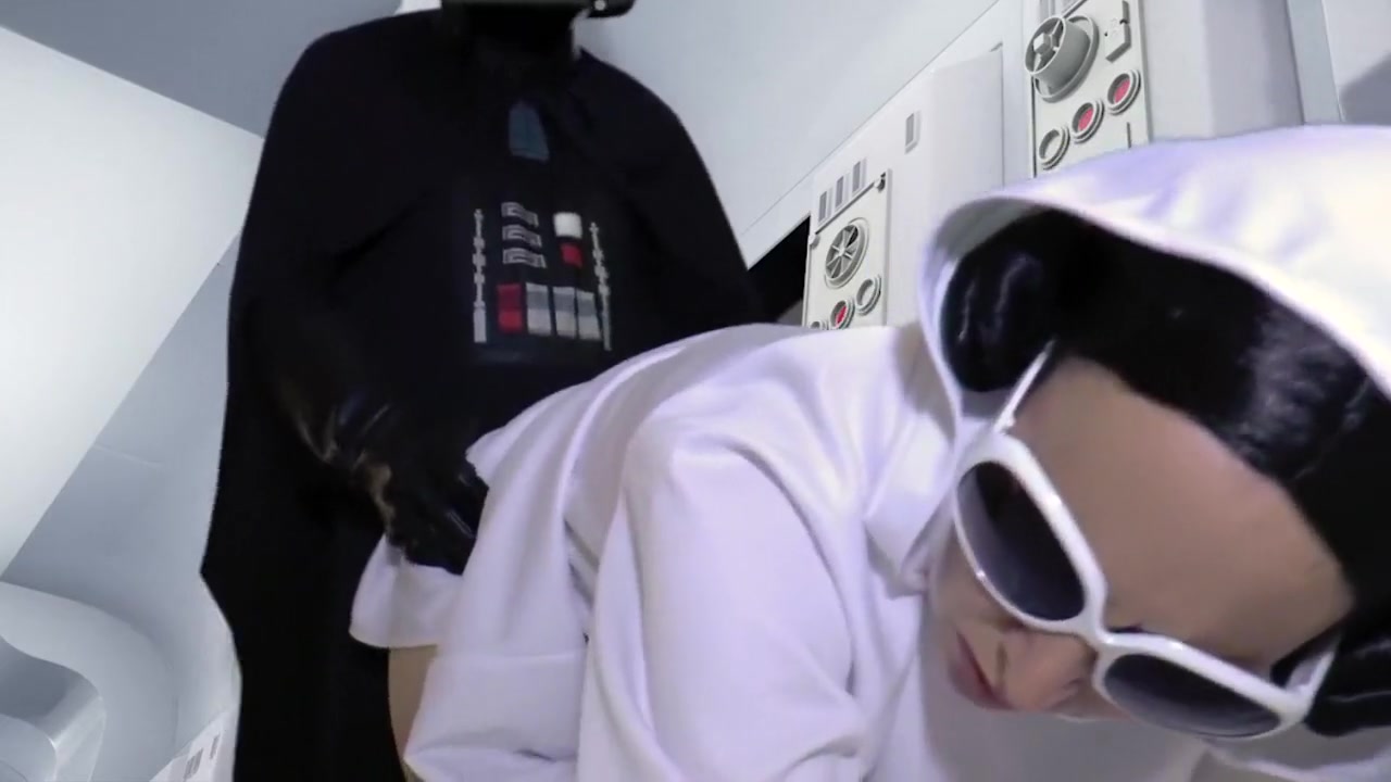Darth Vader Fucks Princess Leia