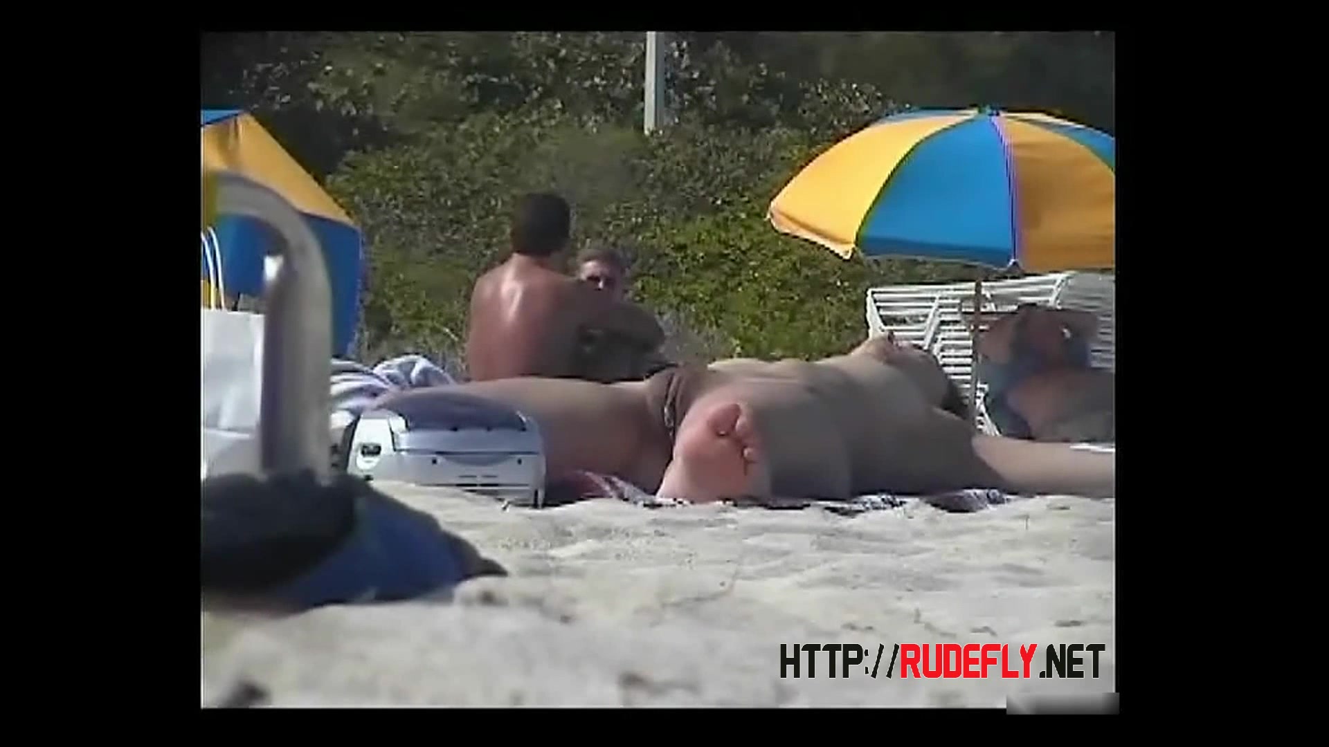 Voyeur can't believe how many chicks are on the nudist beach