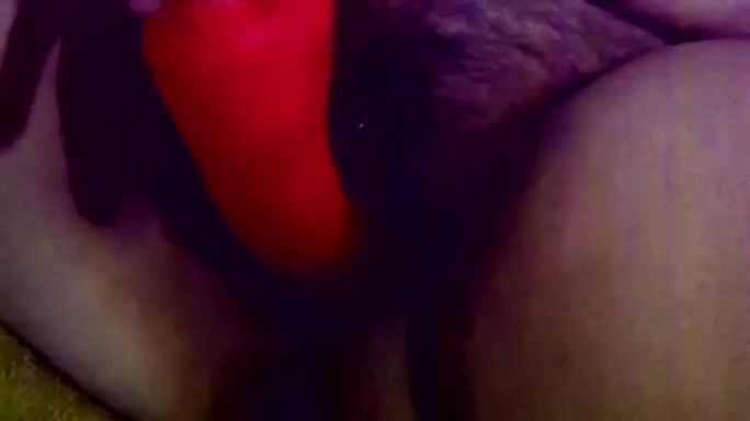 Just enchanting myself with a sex toy closeup on camera