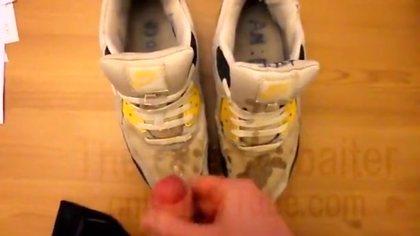 Cumpilation with boy-friend's Nike Air Max 90