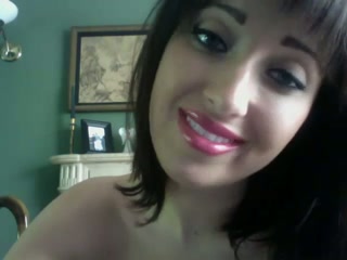 Lipstick fetish fun on webcam