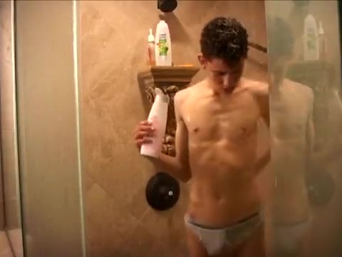 Dickdi 19 bicurious boy showers