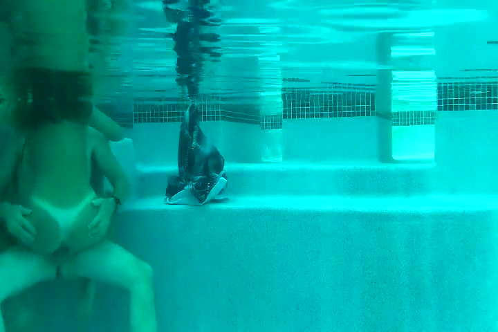 Daddys Cutie Bonks Underwater
