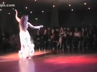 Hidden cam video with the sexiest belly dancer showing her shomicides