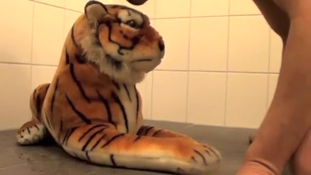 Pee on my small tiger